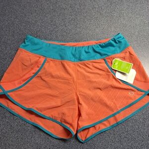 Moving Comfort "Momentum Short, Fiesta Lucky Stripe", XL Style#300501846, NWT